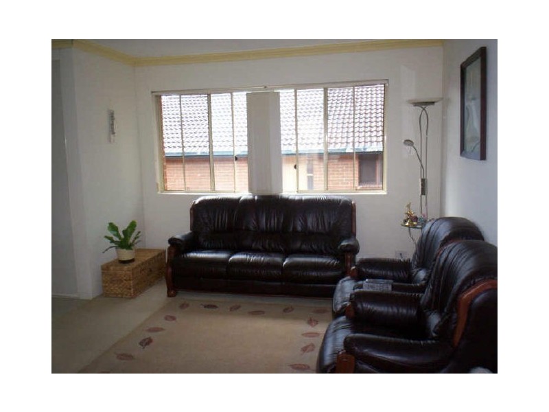 10 CAROLINE STREET, Westmead NSW 2145