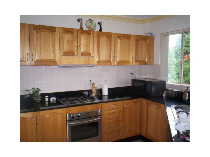 10 CAROLINE STREET, Westmead NSW 2145