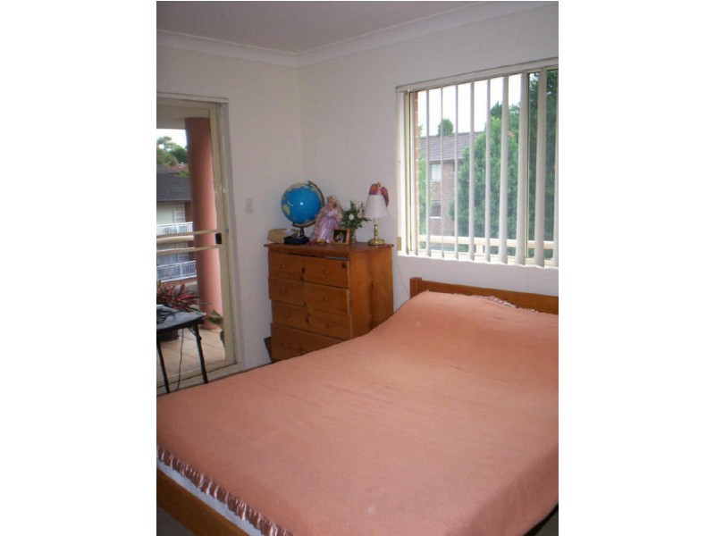 10 CAROLINE STREET, Westmead NSW 2145