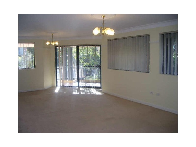 4/2-6 Mowle Street, Westmead NSW 2145