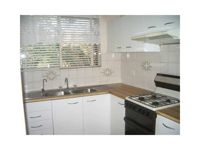 2/191 Hawkesbury Road, Westmead NSW 2145