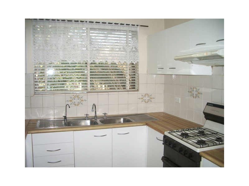 2/191 Hawkesbury Road, Westmead NSW 2145