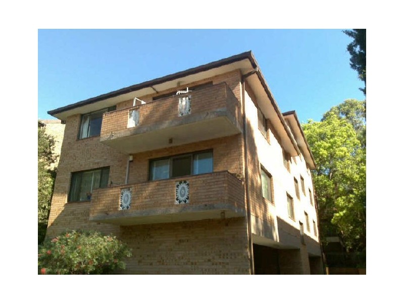 2/14 Alfred Street, Westmead NSW 2145