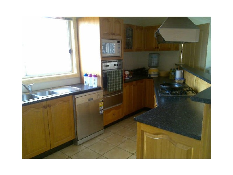 15 Ralph Street, Westmead NSW 2145