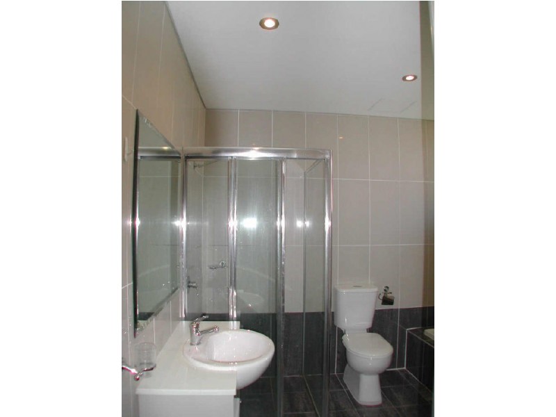 11/22 Parkside Lane, Westmead NSW 2145