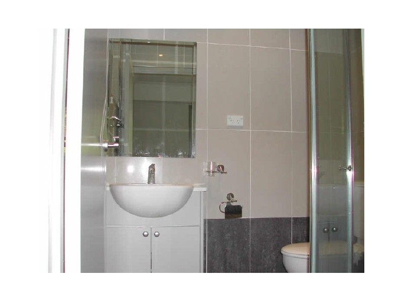 11/22 Parkside Lane, Westmead NSW 2145