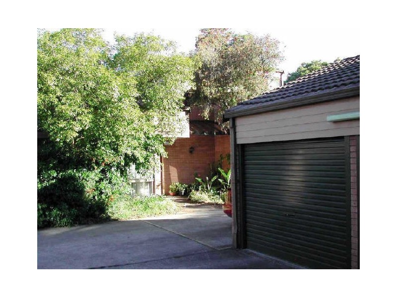 8/2-12 Frances Street, Northmead NSW 2152