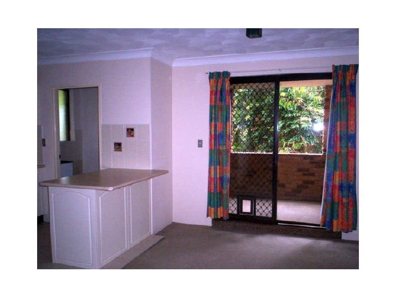 2/18-20 Queens Road, Westmead NSW 2145