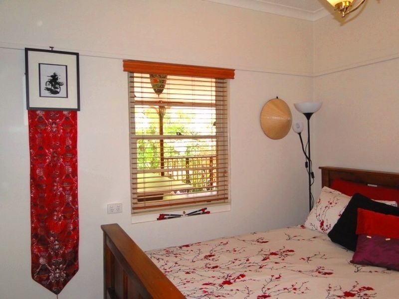 2 Curtin Place, Westmead NSW 2145