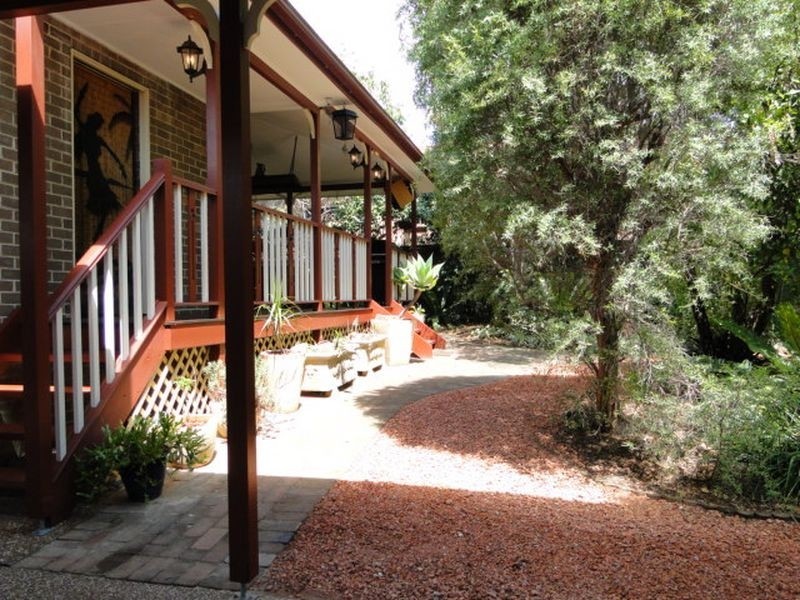 2 Curtin Place, Westmead NSW 2145