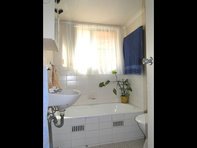 16/15 Good Street, Westmead NSW 2145