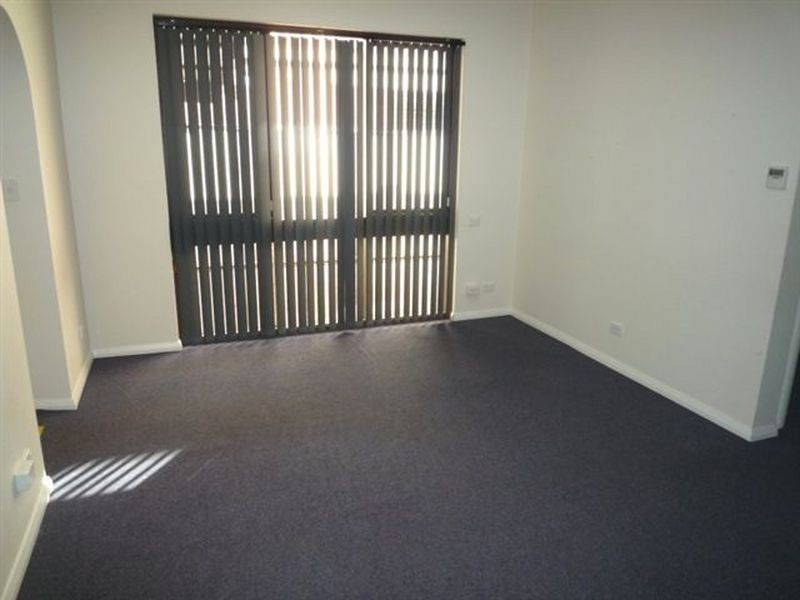 7 Helen Street, Westmead NSW 2145