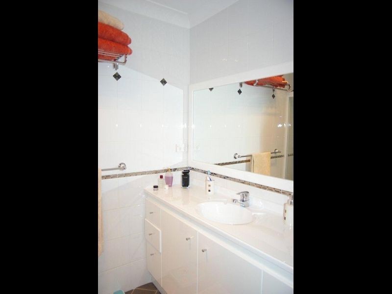 6 Radiata Avenue, Baulkham Hills NSW 2153