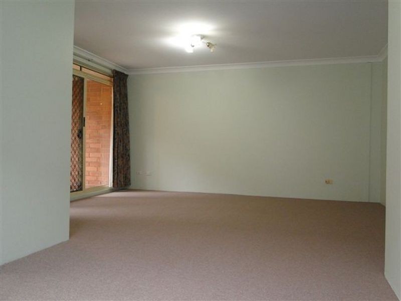 2/67-73 Lane Street, Wentworthville NSW 2145