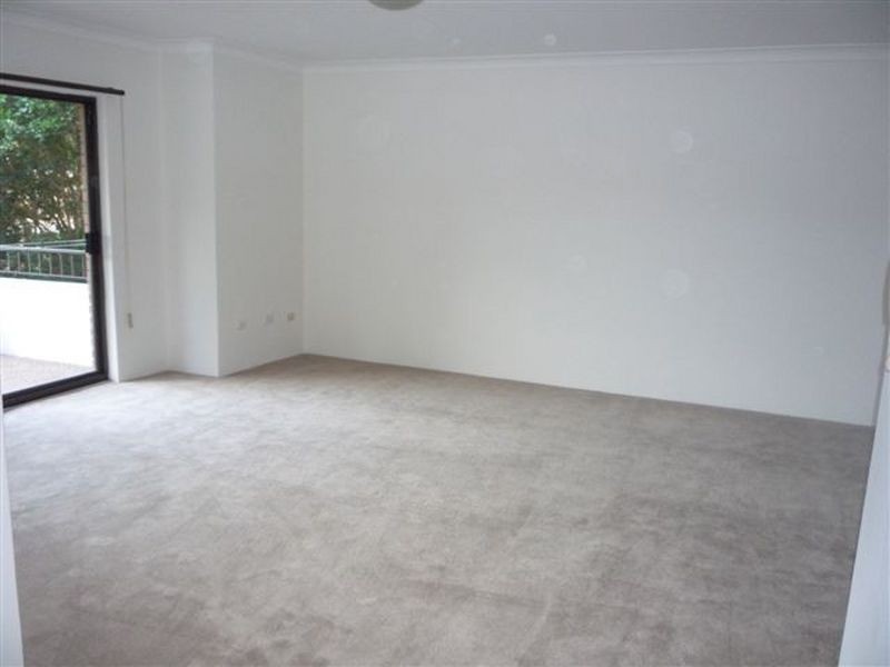 17/21-23 Railway Parade, Westmead NSW 2145