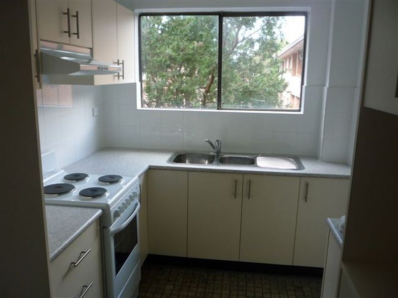 17/21-23 Railway Parade, Westmead NSW 2145