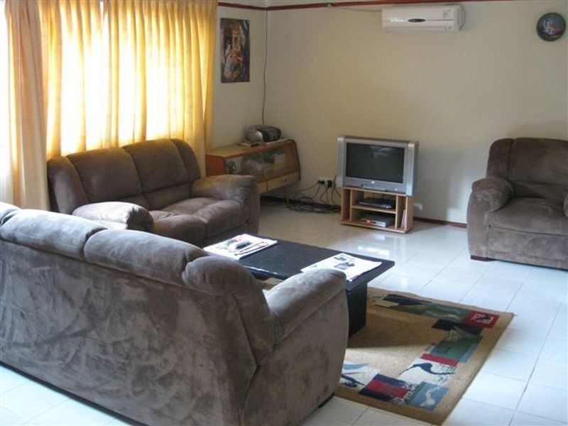 13 Madeline Avenue, Northmead NSW 2152