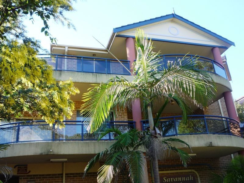 1/21-23 Queens Road, Westmead NSW 2145