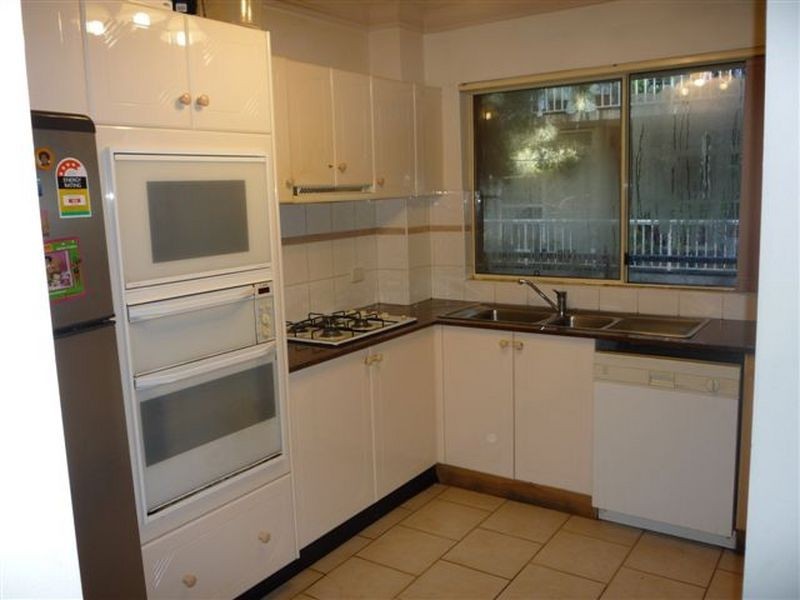 5/21-23 Queens Road, Westmead NSW 2145