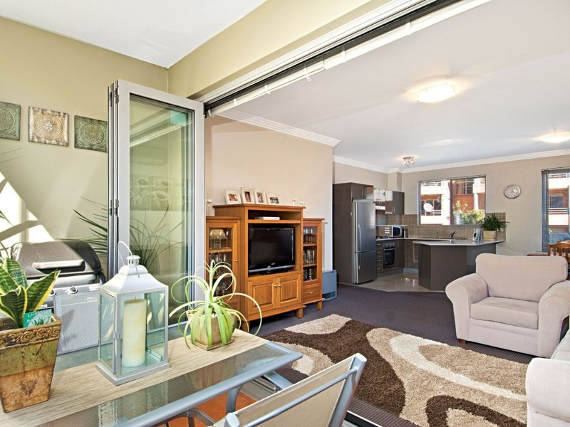 18/22-24 Parkside Lane, Westmead NSW 2145