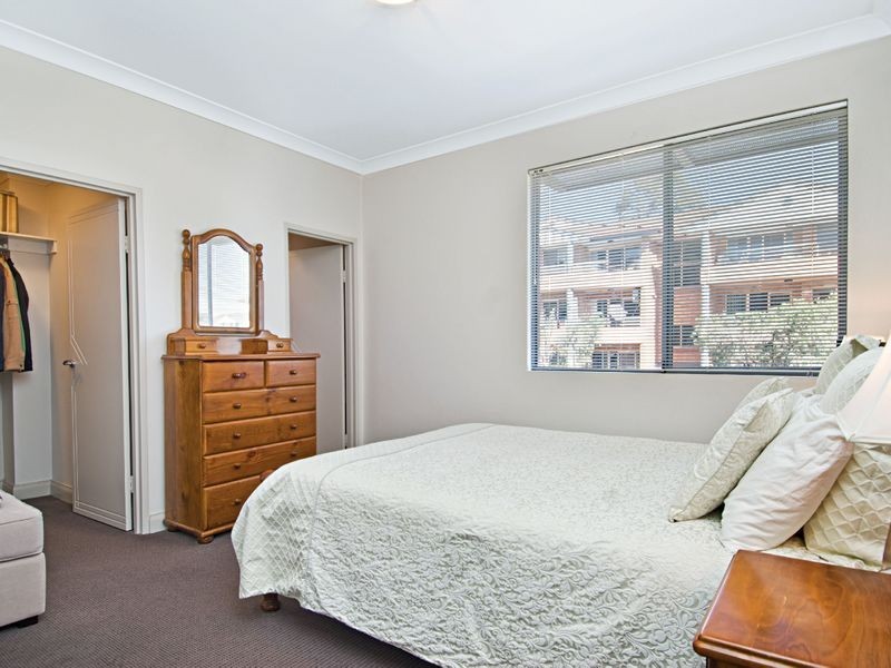 18/22-24 Parkside Lane, Westmead NSW 2145