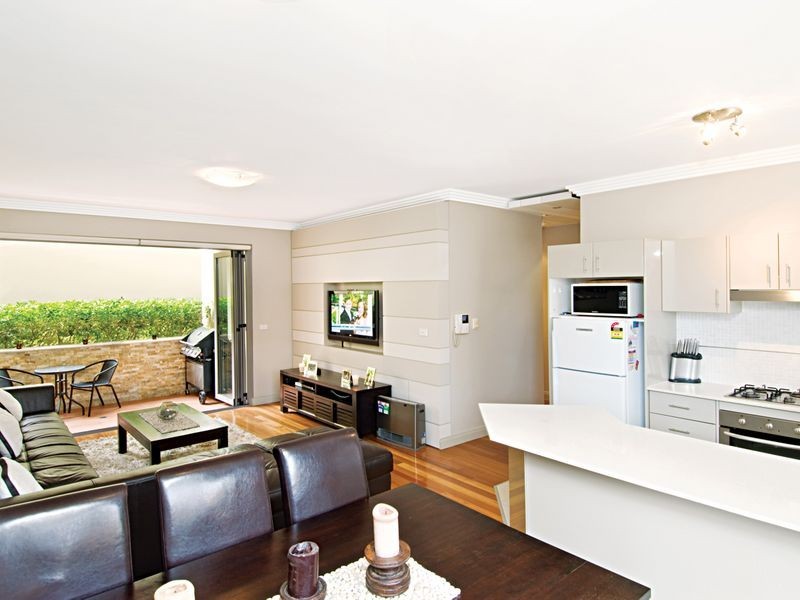 10/22-24 Parkside Lane, Westmead NSW 2145