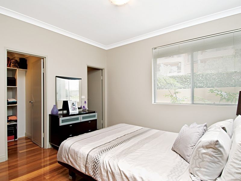 10/22-24 Parkside Lane, Westmead NSW 2145