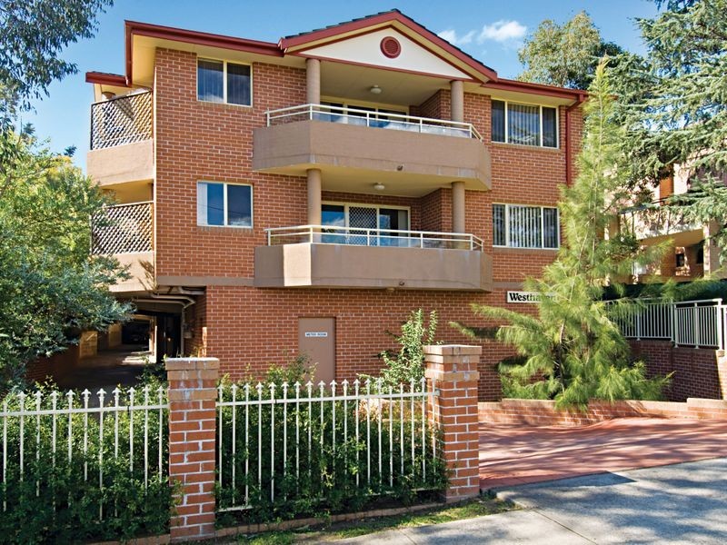 13/27 Good Street, Westmead NSW 2145