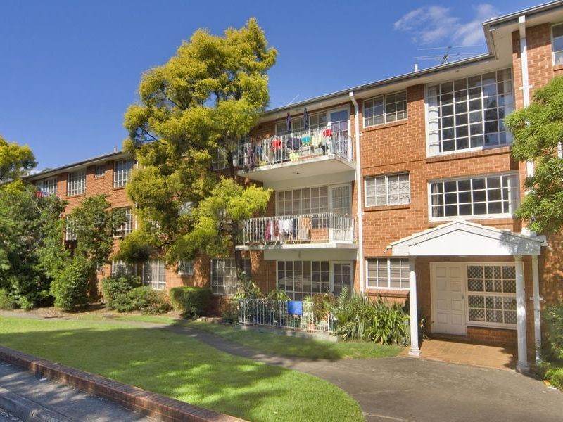 16/30 Queens Road, Westmead NSW 2145
