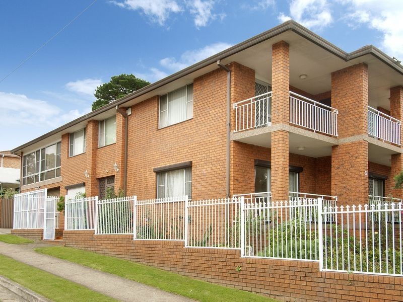 37 Hassall Street, Westmead NSW 2145