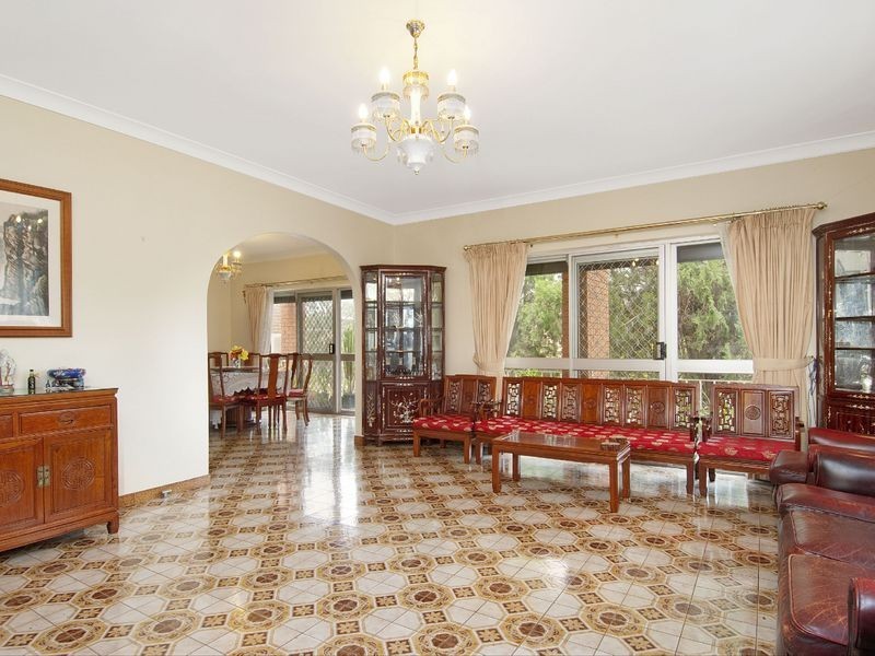 37 Hassall Street, Westmead NSW 2145