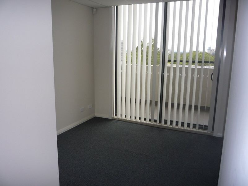 20/167-171 Hawkesbury Road, Westmead NSW 2145