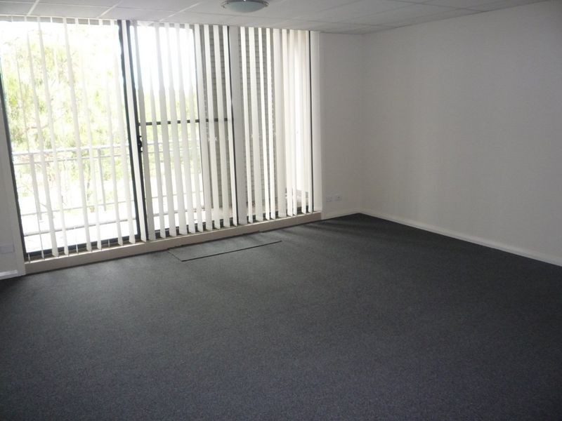 20/167-171 Hawkesbury Road, Westmead NSW 2145