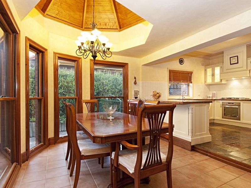 11 Anderson Street, Westmead NSW 2145