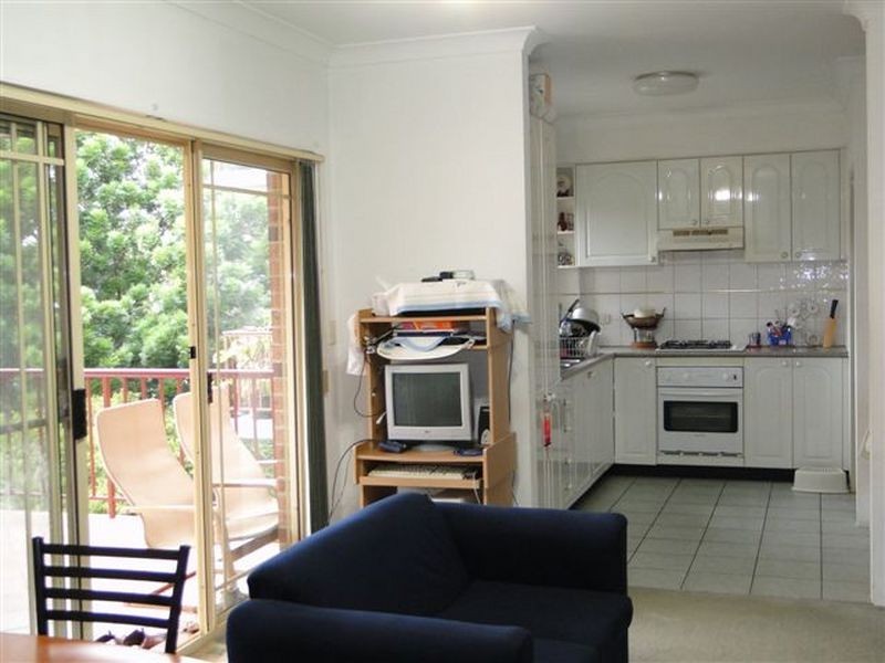 6/5-7 Priddle Street, Westmead NSW 2145