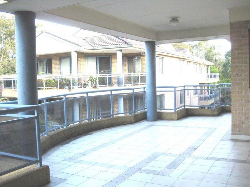 16/27 Helen Street, Westmead NSW 2145