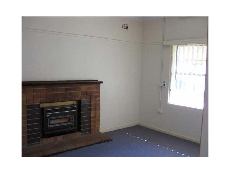 26 SCHOOL PARADE, Westmead NSW 2145