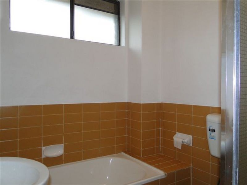 7/14-16 Central Avenue, Westmead NSW 2145