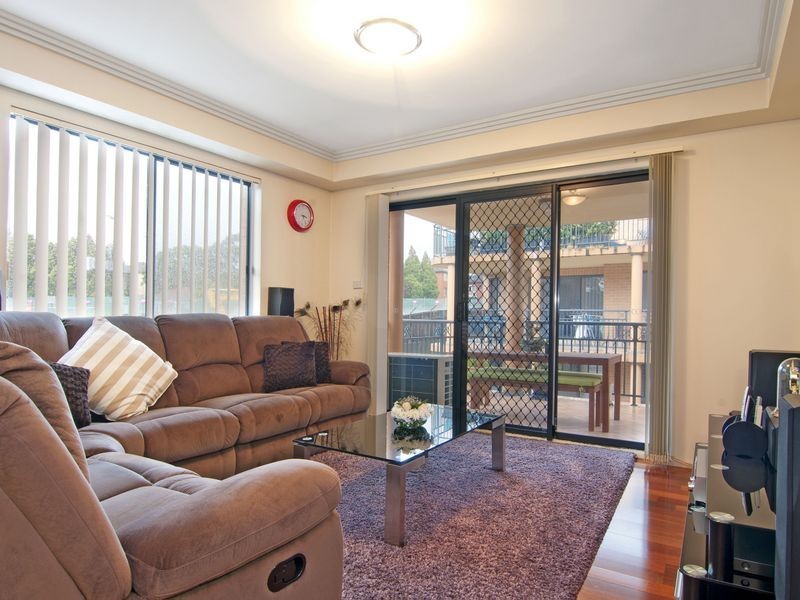 31/8-16 William Street, Ryde NSW 2112