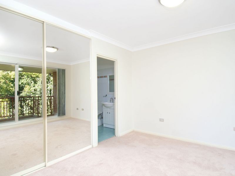 8/31-34 Moss Place, Westmead NSW 2145