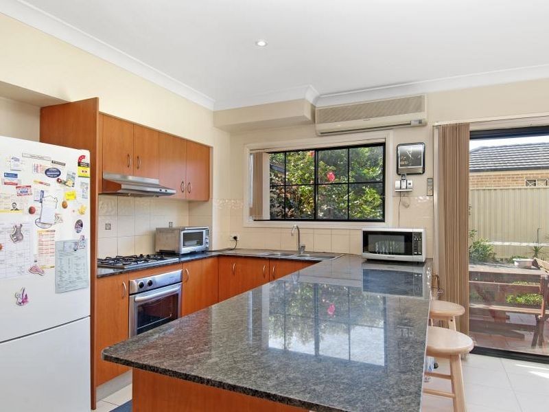 2/23-25 Drew Street, Westmead NSW 2145