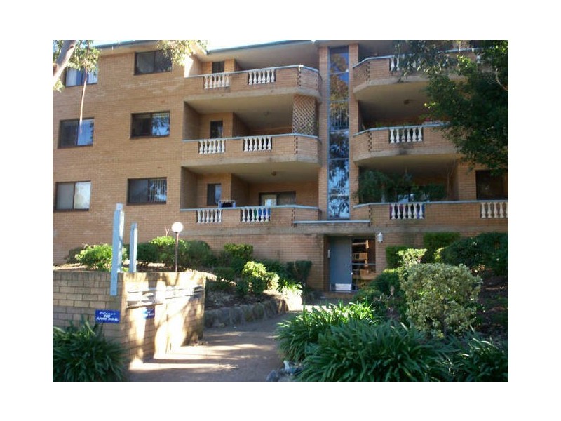 16-18 ALFRED STREET, Westmead NSW 2145