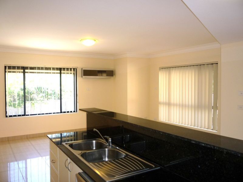 1/3-5 Windermere Avenue, Northmead NSW 2152