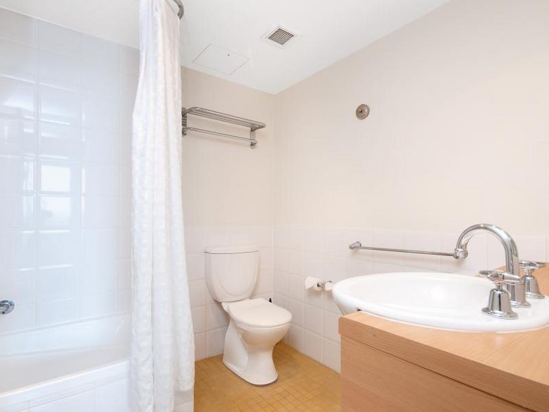 1006/110-114 James Ruse Drive, Rosehill NSW 2142