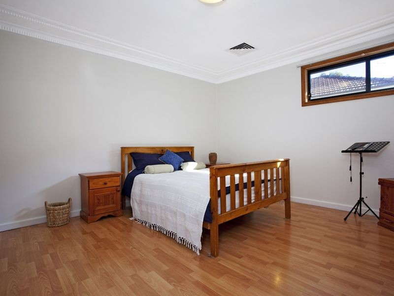 53 Oatlands Street, Wentworthville NSW 2145