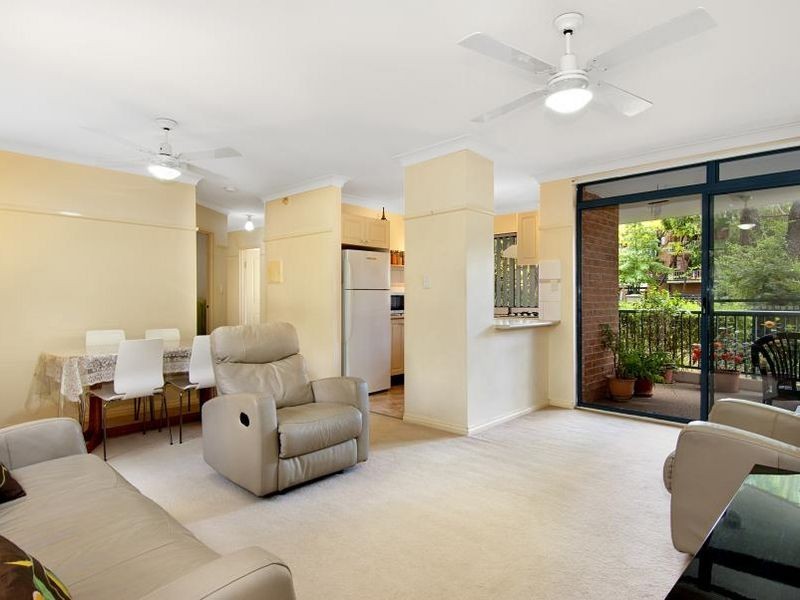 2/70 Lane Street, Wentworthville NSW 2145