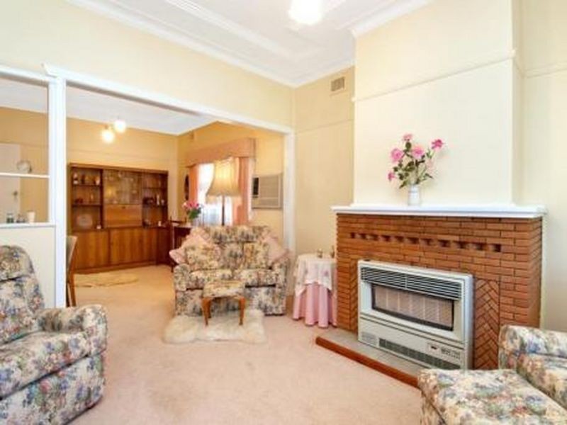 49 Grand Avenue, Westmead NSW 2145