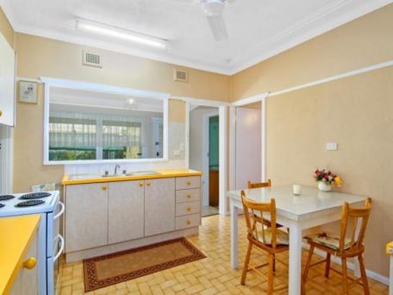 49 Grand Avenue, Westmead NSW 2145