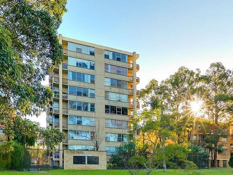 13/5 Good Street, Westmead NSW 2145