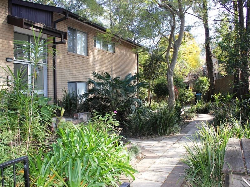 8/2A Bloomsbury Avenue, Pymble NSW 2073